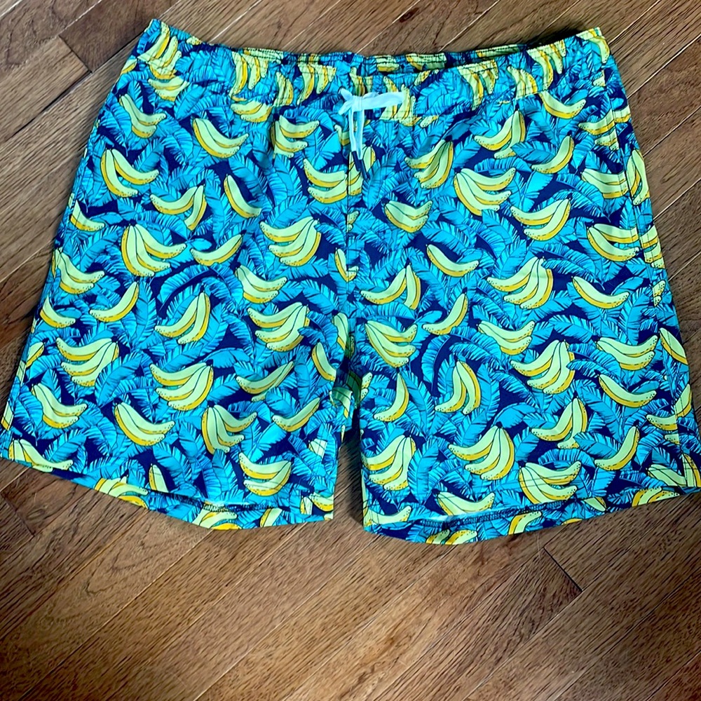 Men’s swim trucks